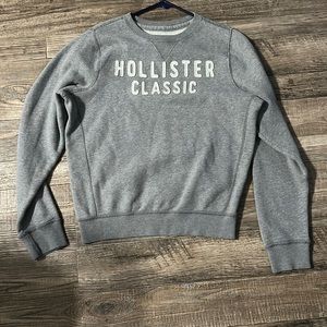 Men’s Hollister crewneck size XL
